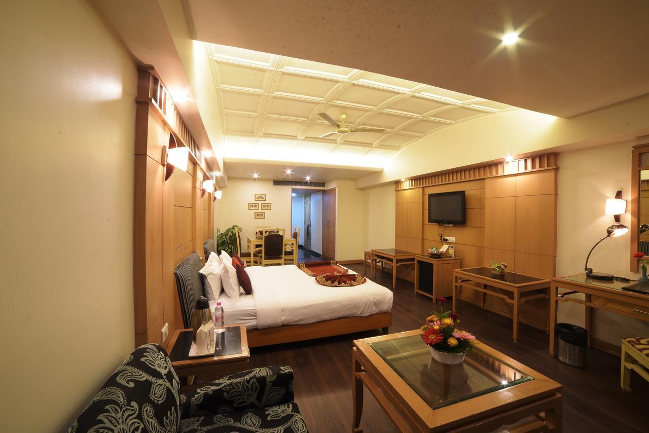 Hotel Babylon Inn Rāipur Exterior foto