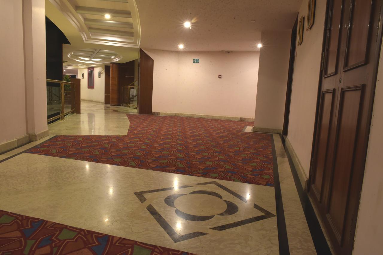 Hotel Babylon Inn Rāipur Exterior foto