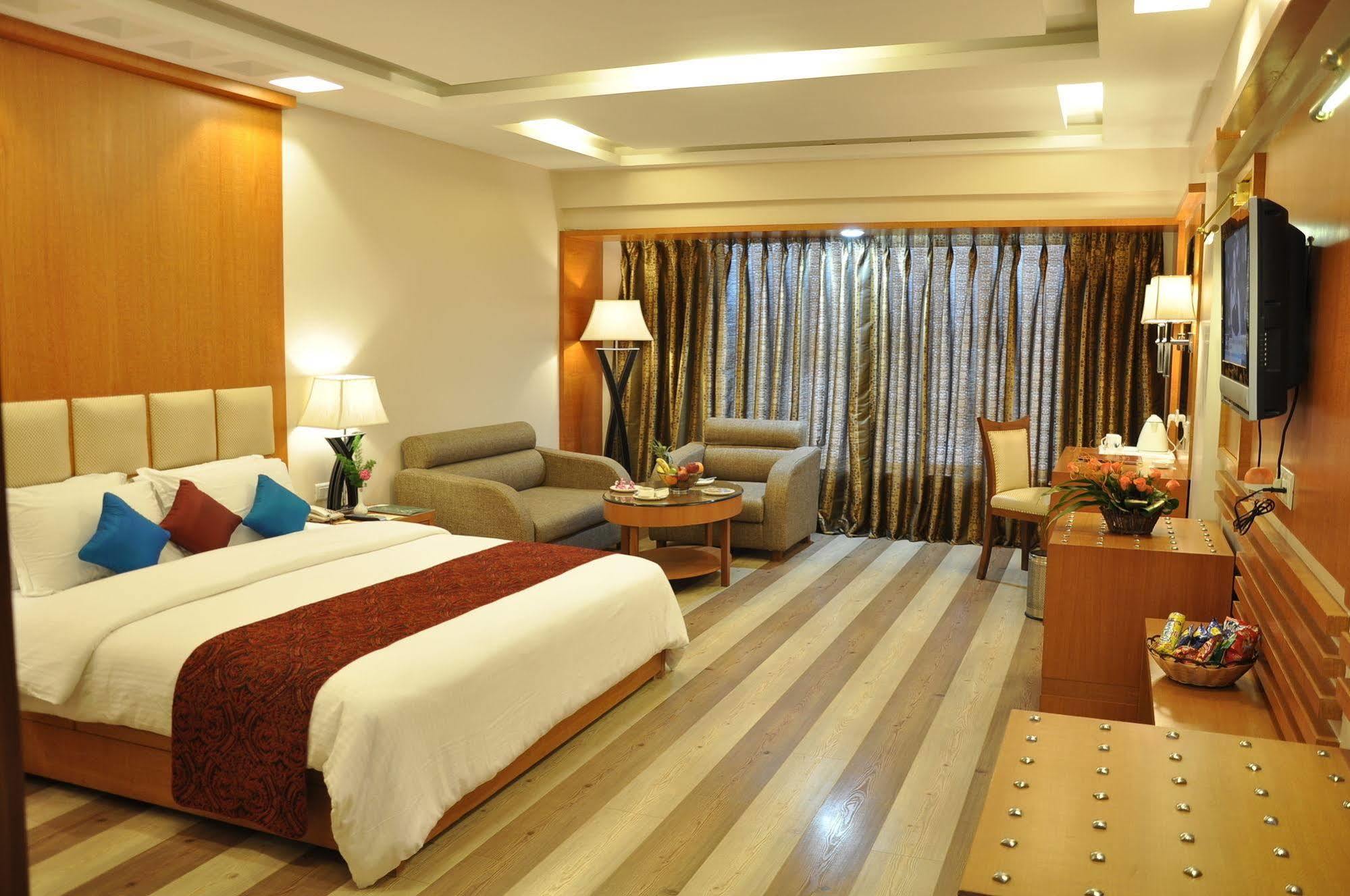 Hotel Babylon Inn Rāipur Exterior foto